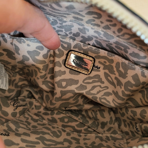 GUESS - Hand bag - Picture 5 of 7